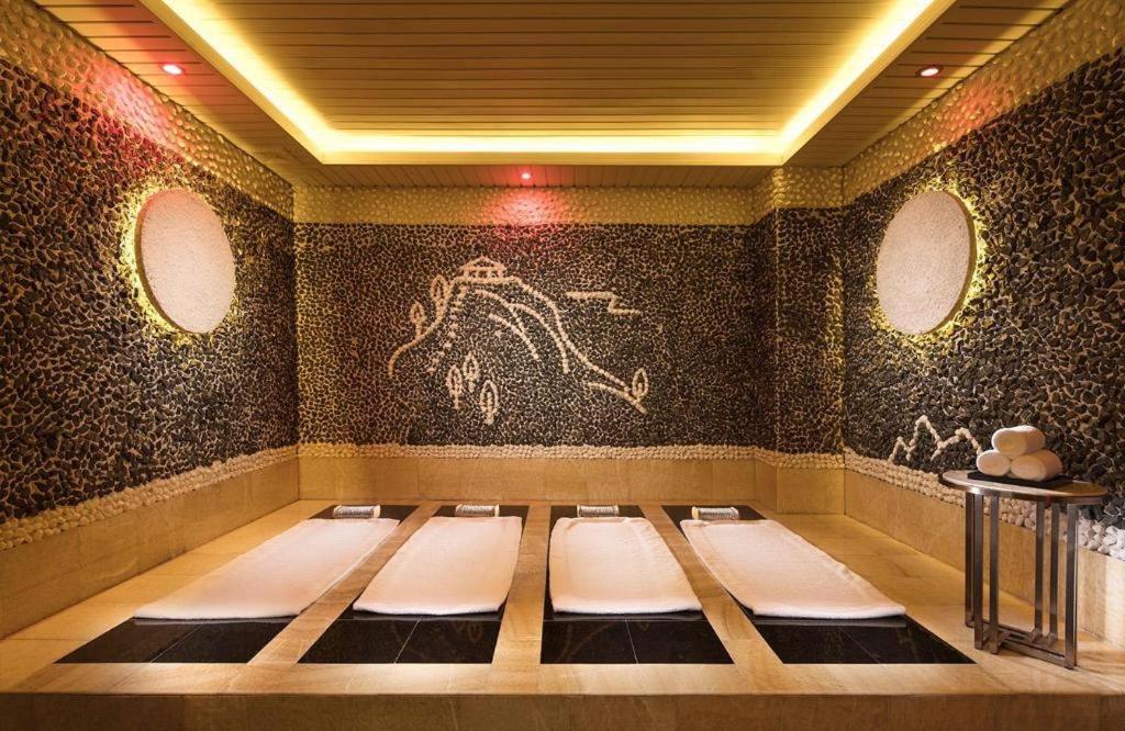 แกรนด์ เบย์ โฮเต็ล ปักกิ่ง Hotel Xiaotangzhuang ภายนอก รูปภาพ