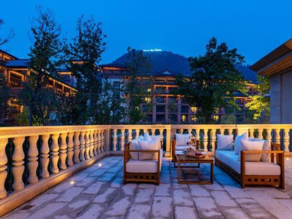 แกรนด์ เบย์ โฮเต็ล ปักกิ่ง Hotel Xiaotangzhuang ภายนอก รูปภาพ